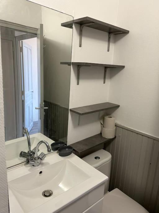 Sleep In Paray-le-Monial